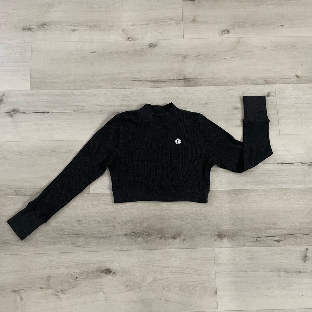 Pure Barre crop sweater / long sleeve